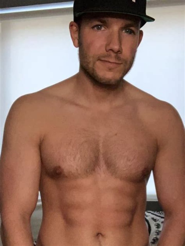 
Terence Steele Height, Weight, Net Worth, Age, Birthday, Wikipedia, Who, Nationality, Biography 