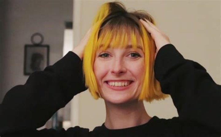 Tessa Violet – Meekakitty Height, Weight, Net Worth, Age, Birthday, Wikipedia, Who, Instagram, Biography