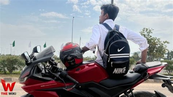 
Tse Rambo Height, Weight, Net Worth, Age, Birthday, Wikipedia, Who, Nationality, Biography 