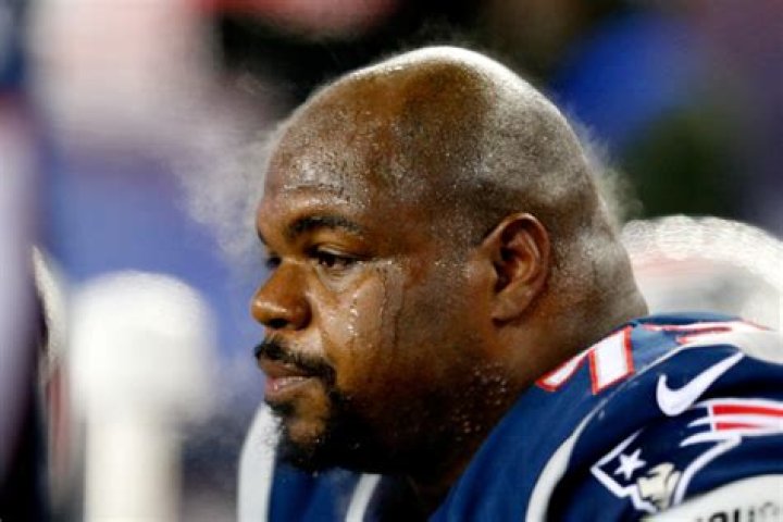 
Vince Wilfork Height, Weight, Net Worth, Age, Birthday, Wikipedia, Who, Nationality, Biography 