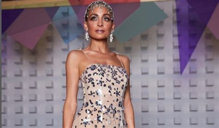 
What Is Nicole Richie Doing Now? Husband Daughter And Age Wiki – Why Did Lionel Richie Adopt Her? 