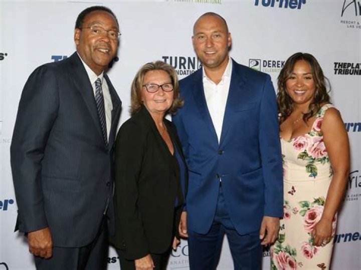 
What Is Sharlee Jeter Net Worth In 2022? Derek Jeter Sister Has Made A Name For Herself In The Industry 