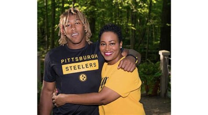 Who Are Ben Snell Sr And April Snell? Learn About Benny Snell Jr’s Parents Ethnicity