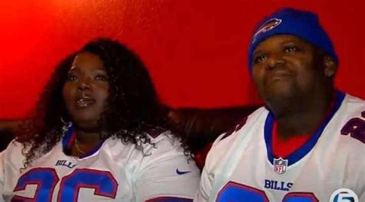 
Who are Devin Singletarys Parents? Devin Singletary Biography, Parents Name, Nationality and More 