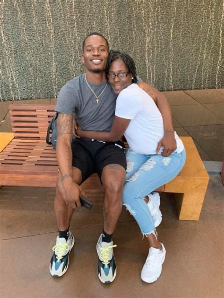 
Who are Javonte Greens Parents? Javonte Green Biography, Parents Name, Nationality and More 