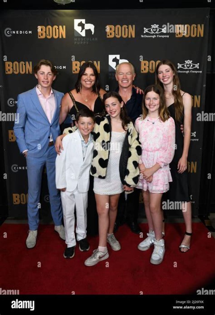 
Who are Neal Schons Parents? Neal Schon Biography, Parents Name, Nationality and More 