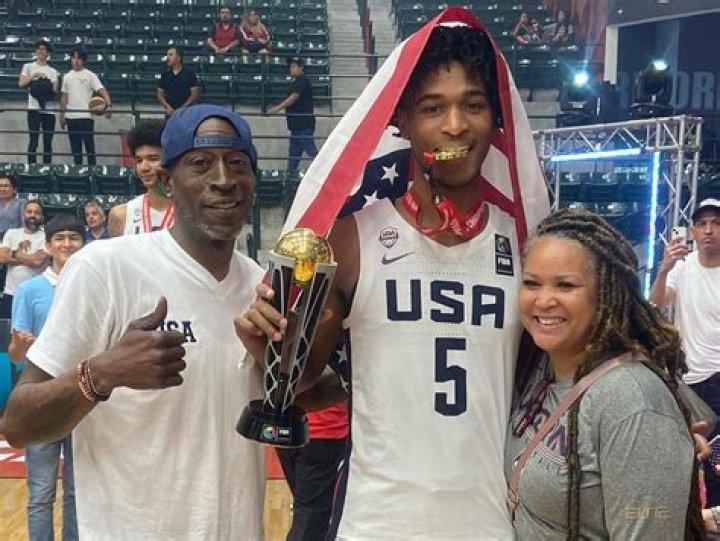 
Who are Stephon Gilmores Parents? Stephon Gilmore Biography, Parents Name, Nationality and More 
