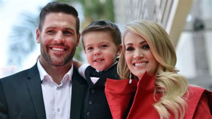 
Who Is Carrie Underwood? All About Her Net Worth, Husband, and Kids 