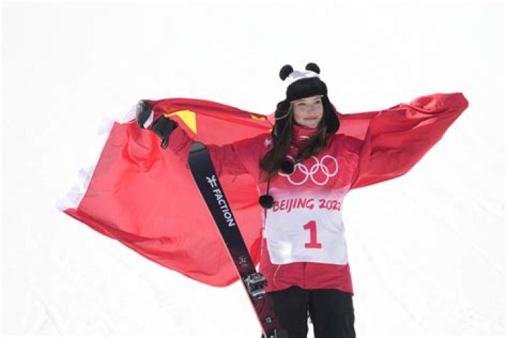 
Who Is Eileen Gu Father? American-Born Skier Competing For China In Winter Olympics 