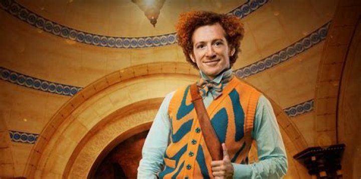 
Who Is Jacob Slater From Hulu Pistol? The Actor Stars As Paul “Cookie” Cook On The Biographical Drama 