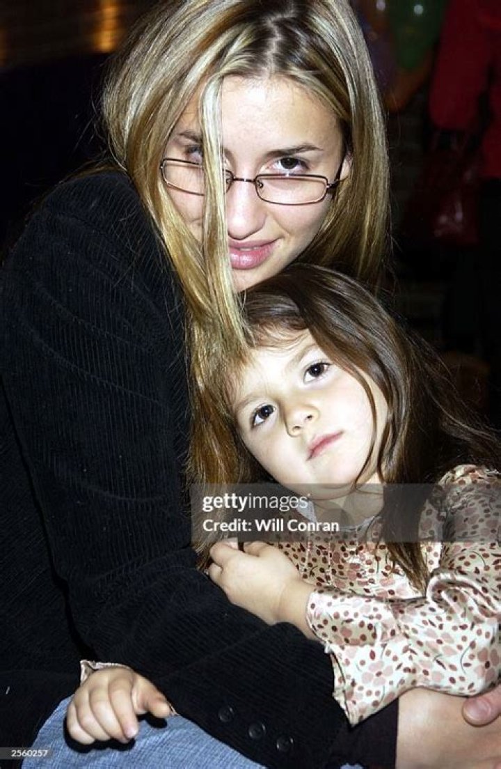 
Who Is Lilyella Zender? Meet Mel Blatt Lookalike Daughter 