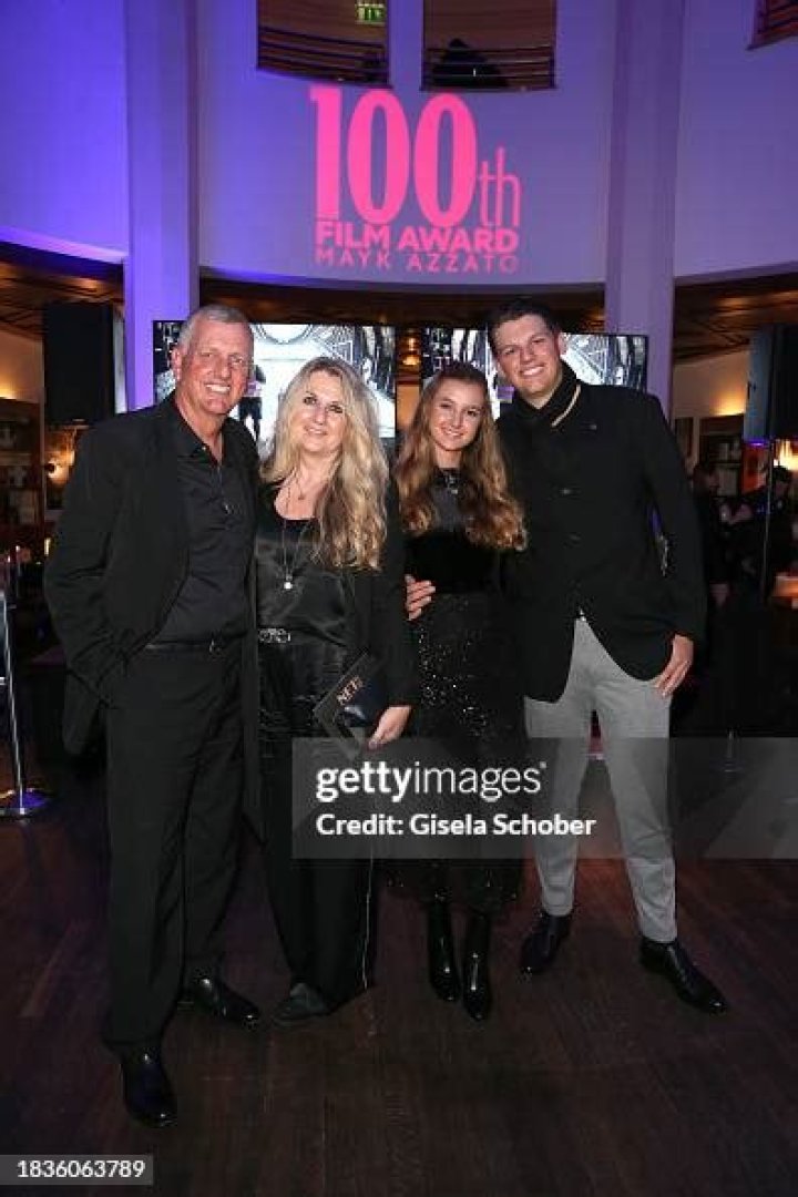 
Who Is Ray Stevenson Brother Mark Stevenson? Sister And Family 