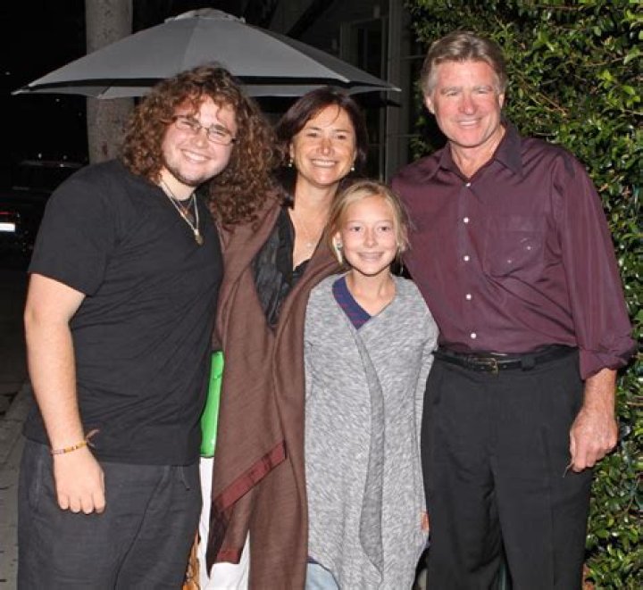 Who Is Treat Williams Wife Pam Van Sant? Chesapeake Shores Actor Married Life And Children