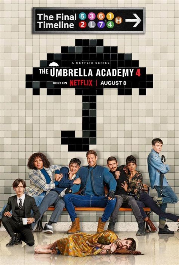 
Who Is Umbrella Academy Robert Sheehan’s Wife? His Relationship Timeline With Sofia Boutella 