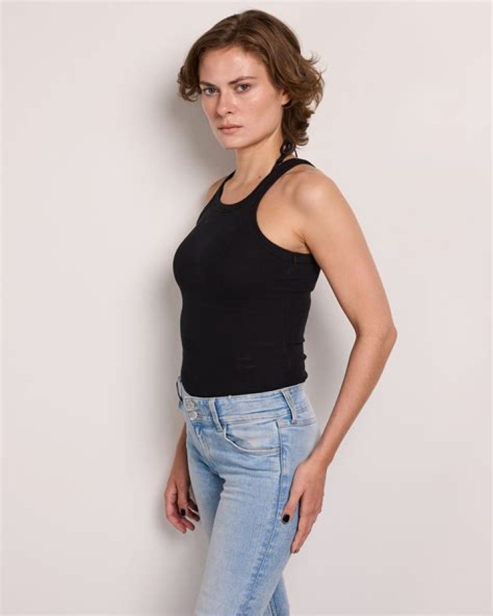 
Who is Wilhelmina Ross? Andy Warhol Persona – Shooting Video & Pictures 