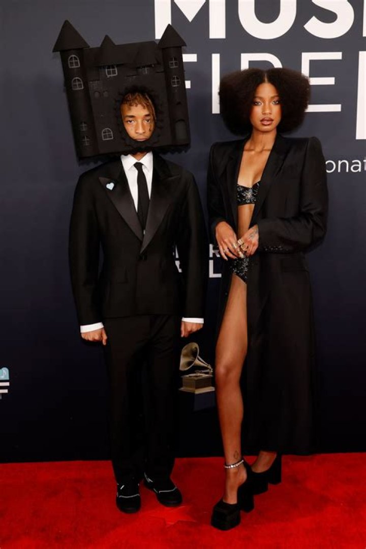 
Willow Smith Wears Hot-Off-the-Runway Look Just Modeled by Bella Hadid to Dad Will’s Premiere 
