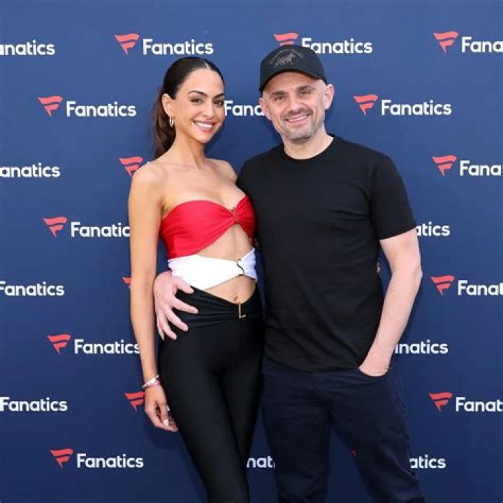 
Yes, Mona Vand and Gary V Are Dating – Vaynerchuk Confirms In an Instagram Post 