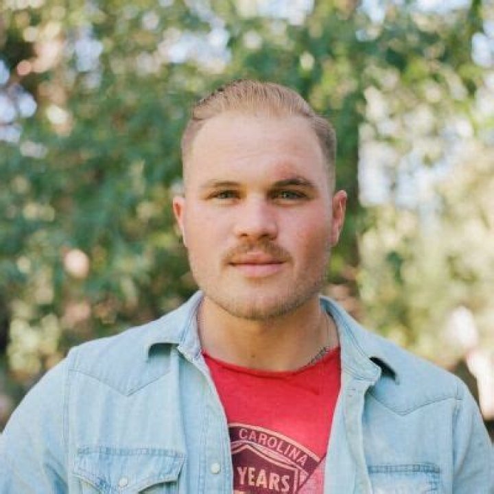 Zach Bryan Age: How Old Is He? Explore His Musical Journey: Wiki And Family